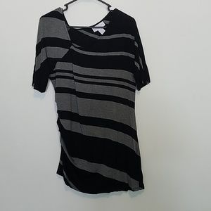 Jessica Simpson Maternity top